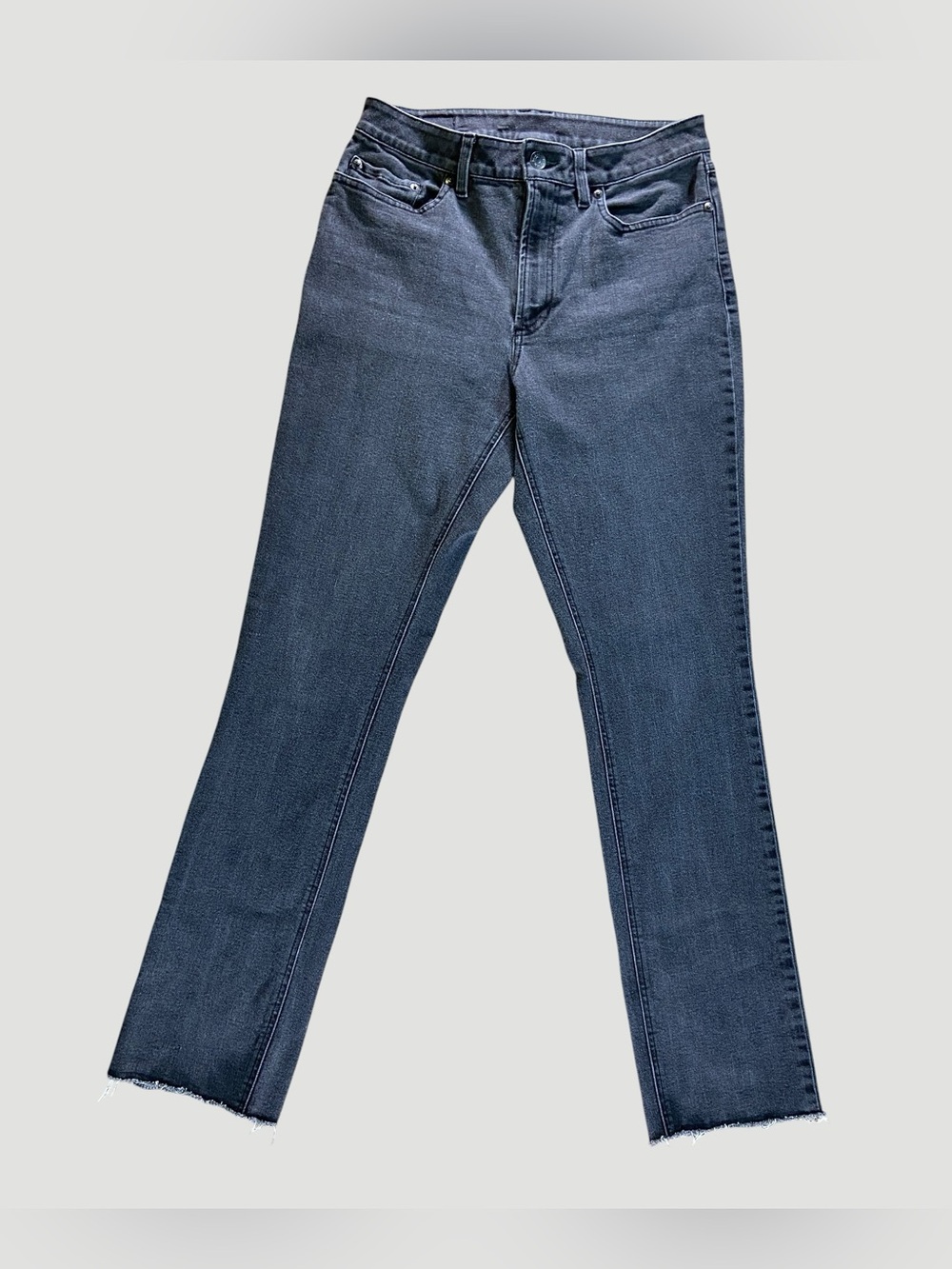 L.L.Bean Straight Leg Jeans Womens 8 MT Gray High Rise Raw Hem Stretch Denim